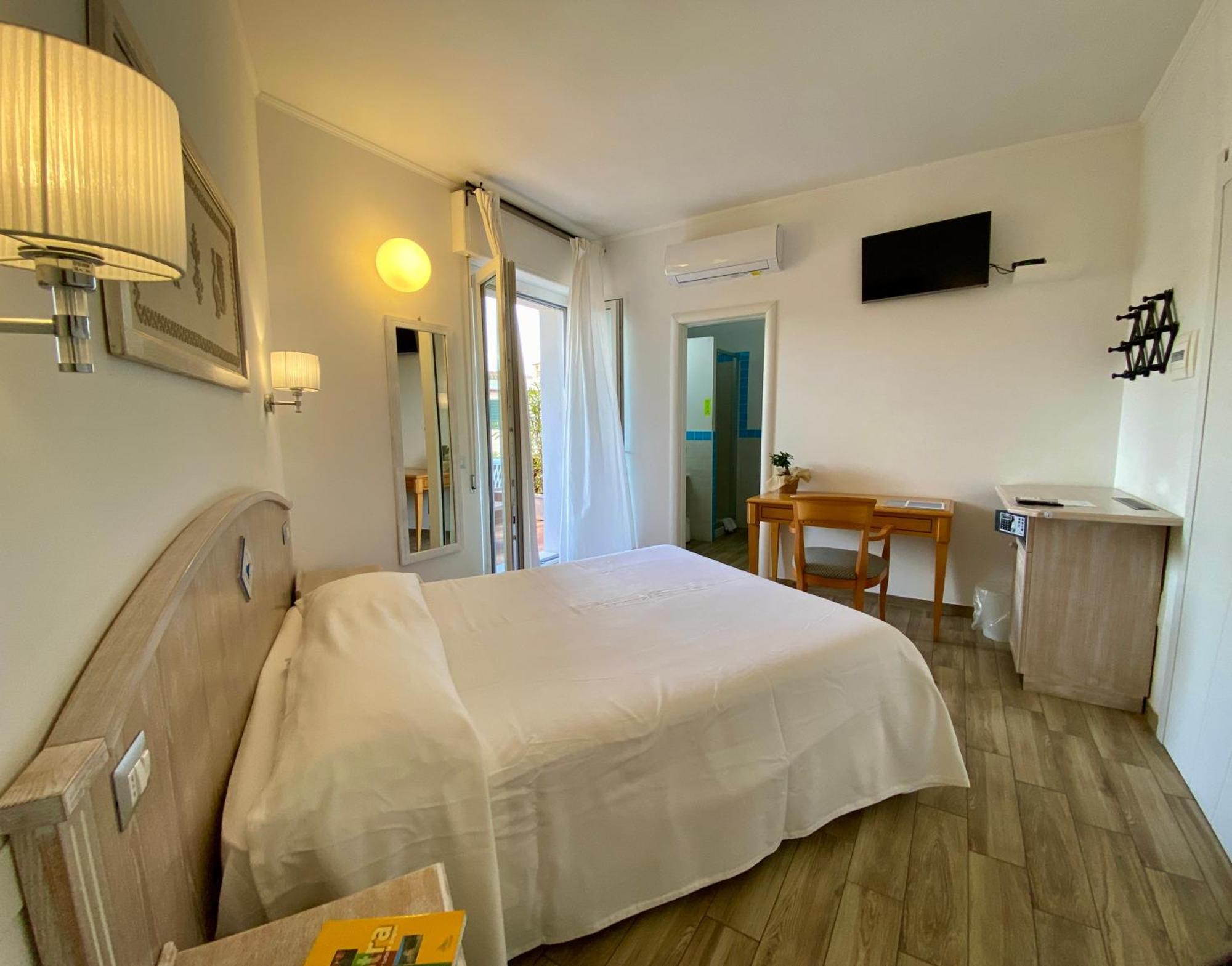 Locanda Degli Artisti Tortolì Kültér fotó