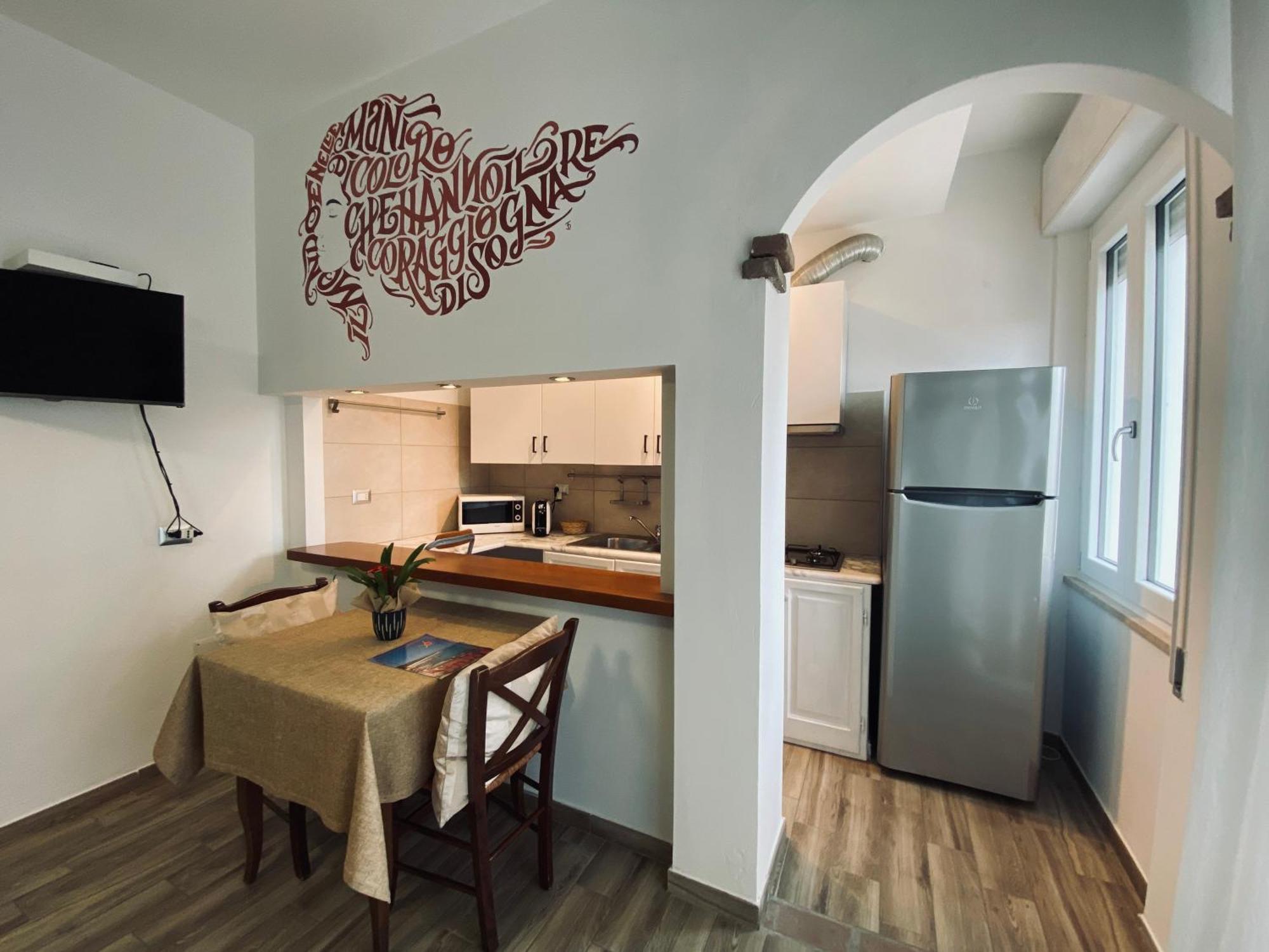 Locanda Degli Artisti Tortolì Kültér fotó